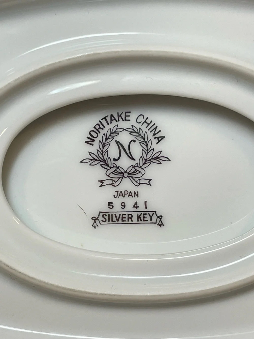 Noritake “Silver Key” White Ceramic Gravy Boat w Greek Key Border Silver Edging
